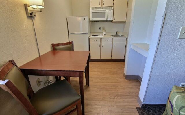 InTown Suites Extended Stay Chesapeake VA – I-64/Crossway Blvd
