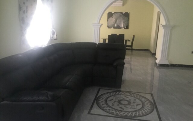 1 Bedroom Apartment in a Prime Area