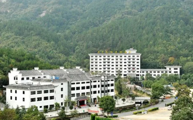 wuhan  mulan Tianchi Resort