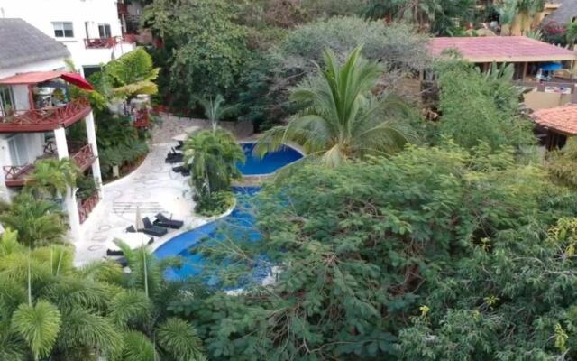 Hermoso Apartamento con Piscina/RoofGarden/Ac/ en Sayulita.