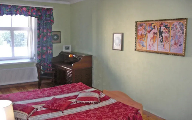 Просторные светлые апартаменты у Старого города