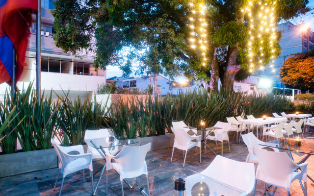 Hotel MS Ciudad Jardín Plus