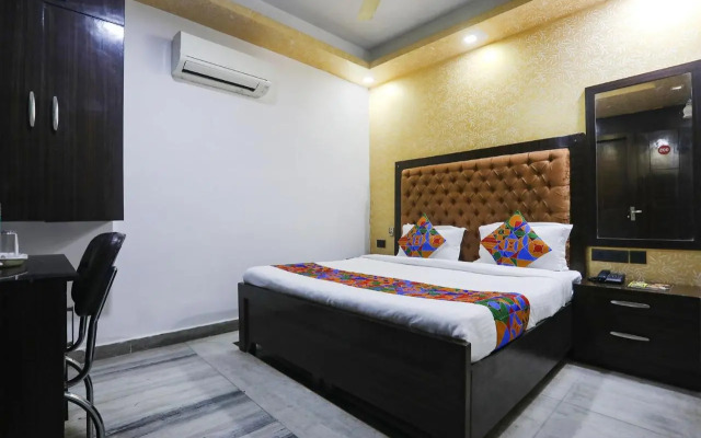 Sara Residency