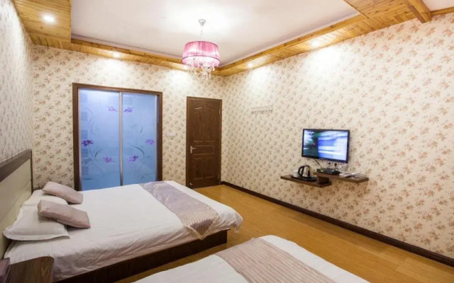 Wuzhen Times Town Theme Inn