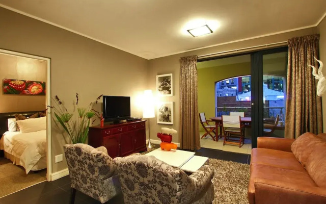 Afribode Rockwell Apartments