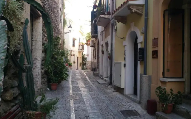Spendido appartamento - Chianalea di Scilla bagnato dal mare