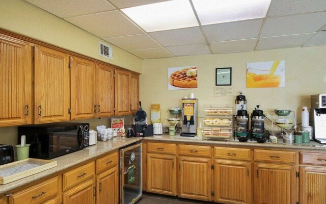 Americas Best Value Inn Pharr