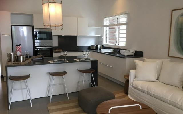 OBiches Luxury Beachfront Apartment Trou-aux-Biches