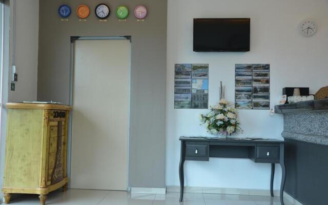 Senrose Hotel