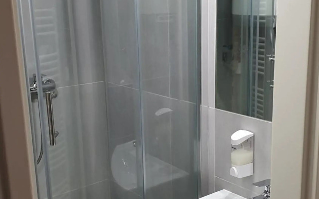 Small Apartments Denisa Business