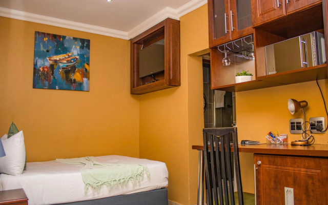 Hutten Heights Lodge by Ilawu