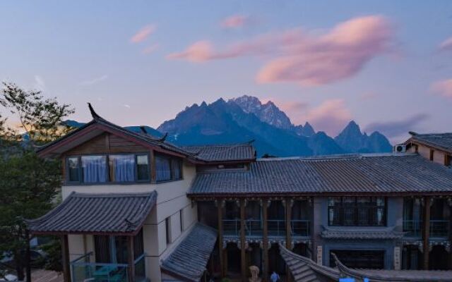 Xueyun Shanju Inn