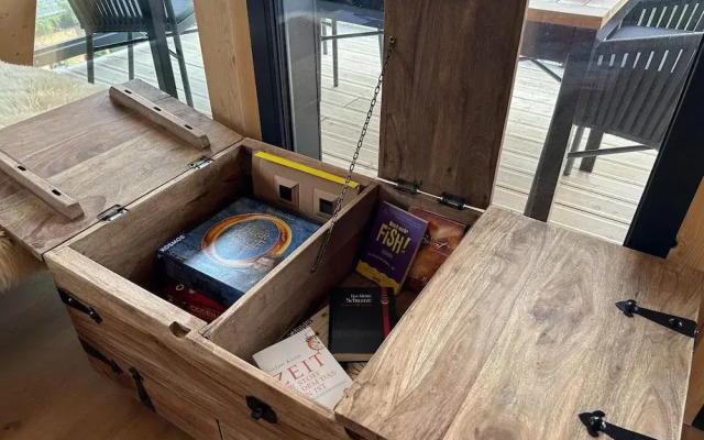 Chalet With Sauna on Balcony