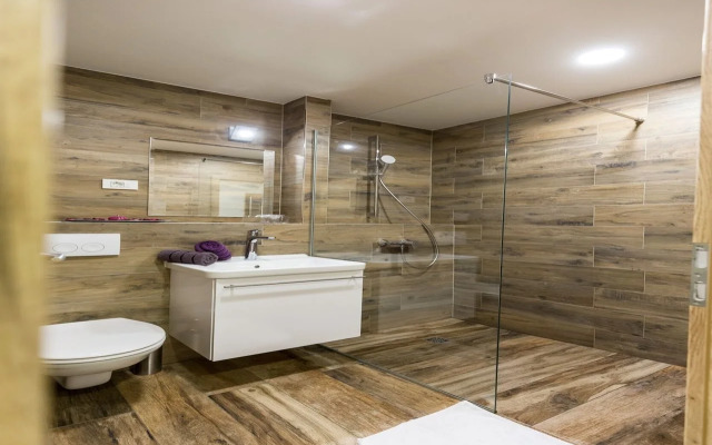 Apinelo Tower Rooms