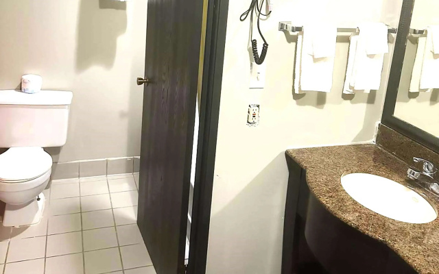 Super 8 by Wyndham Fort Scott