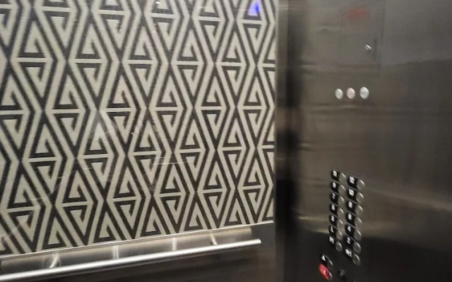 Silverstone Downtown Long-Term stay