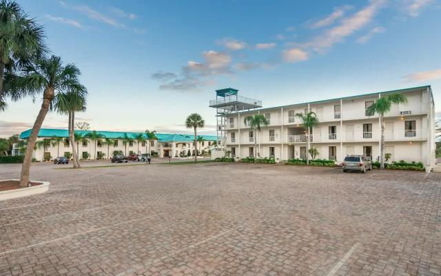 Days Inn By Wyndham Lake Okeechobee