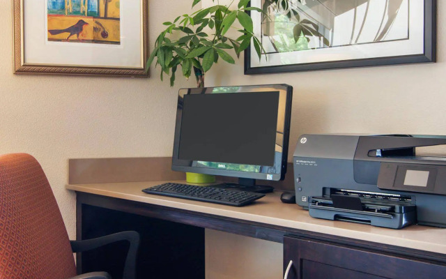 Rodeway Inn Portland Airport