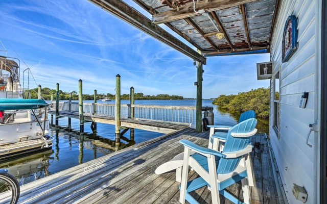 Waterfront Tarpon Springs Vacation Rental!
