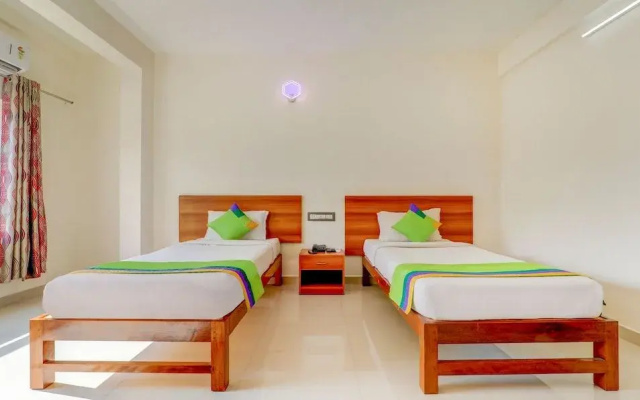 Treebo Atithi Comforts, 1 Km From Nisargadhama Forest