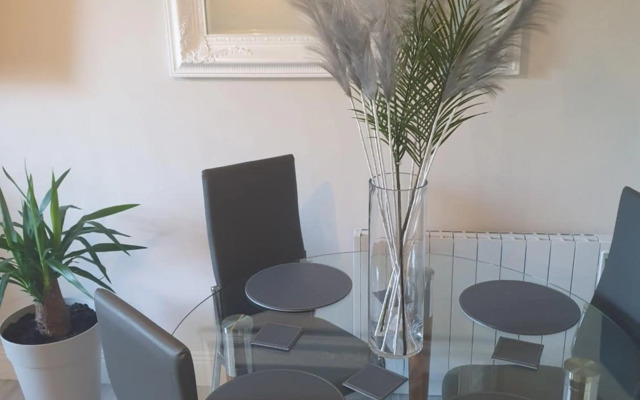 River View Apartment Suite