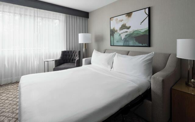 DoubleTree Suites by Hilton Charlotte - SouthPark