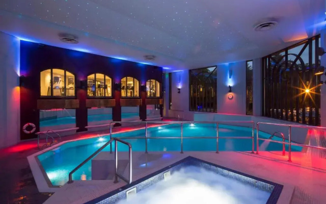 Crowne Plaza Gerrards Cross by IHG