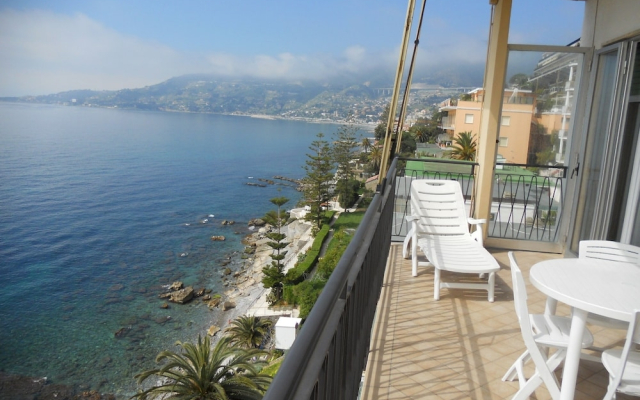 Apartments Solaria 1 2 Ospedaletti Ligure By Sanremo Italian Riviera