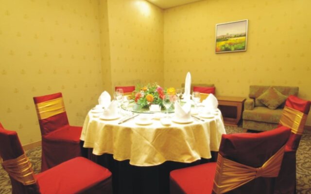Jinrui Yangguang Hotel Pengzhou