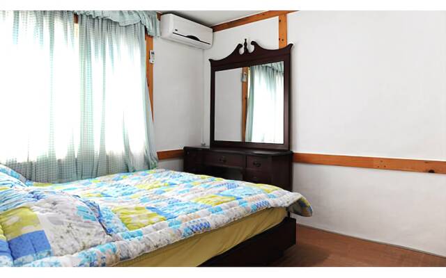 Geoje Sumireu Pension