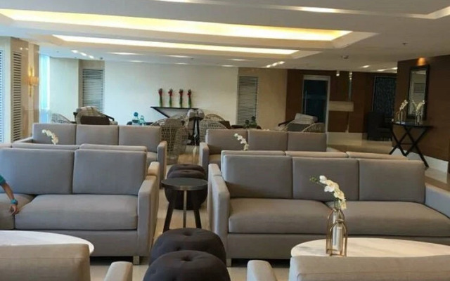 SeaBreeze at Breeze Residences