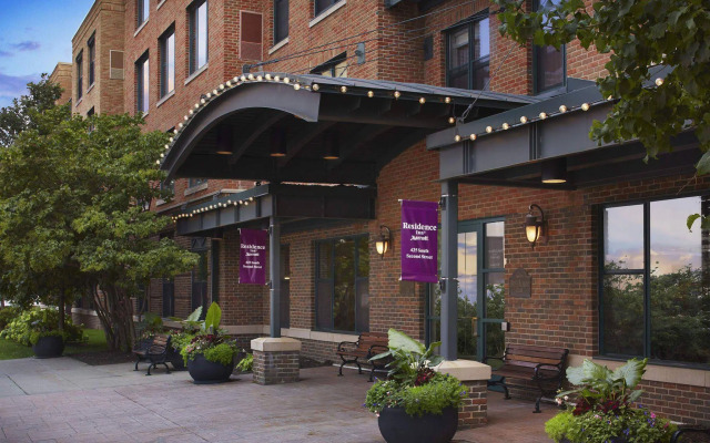 Residence Inn Minneapolis Downtown at The Depot by Marriott