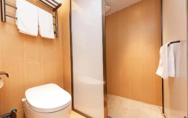 Ji Hotel Hailun Road Metro Station