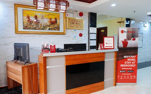 RedDoorz Plus near Camella La Brisa Lapulapu