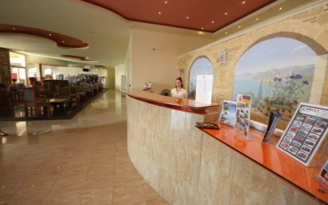 Almyros Villas Resort