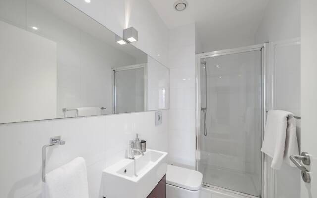 Amparo I by An Island Apart