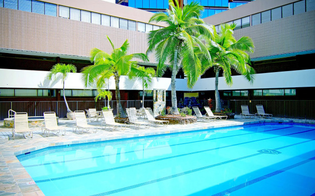 Aston at the Executive Centre Hotel