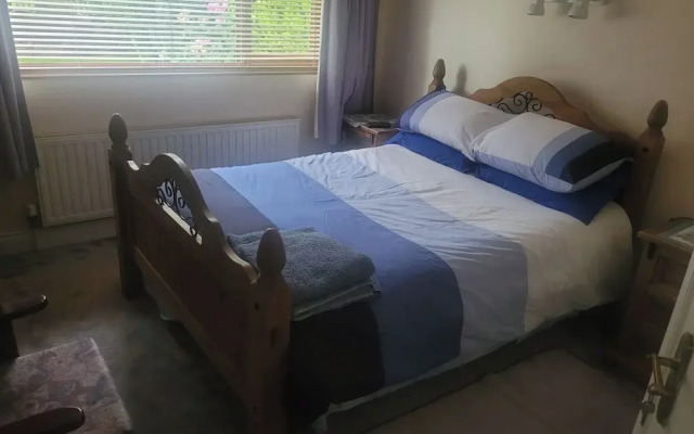 The Railway Lodge, 4 Bedrooms, Sleeps 11, Pets Ok