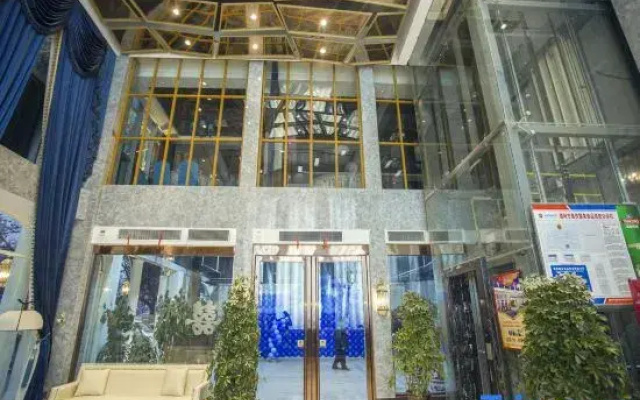 Yijiangnan Huaerni Hotel