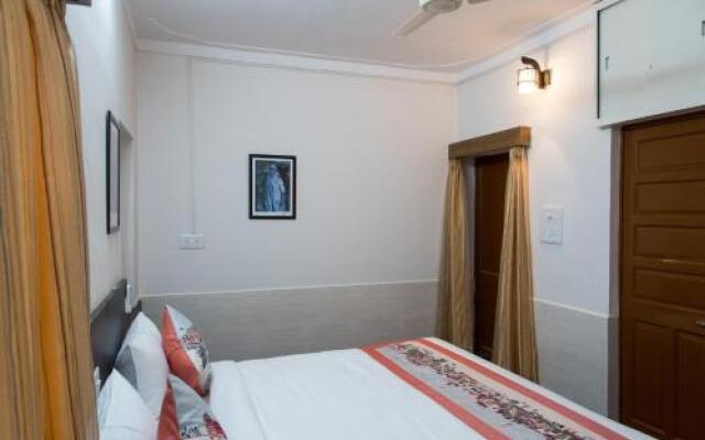 Dave's Guest House