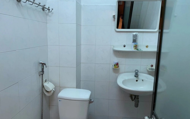 SPOT ON 1098 Peace Blue Hotel