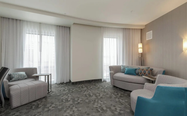 Courtyard South Bend Downtown