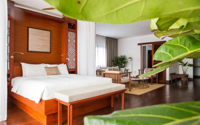 Amanjaya Pancam Suites Hotel