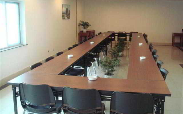 GreenTree Inn Suzhou Railway Station South Square Humble Administrator's Garden Business Hotel