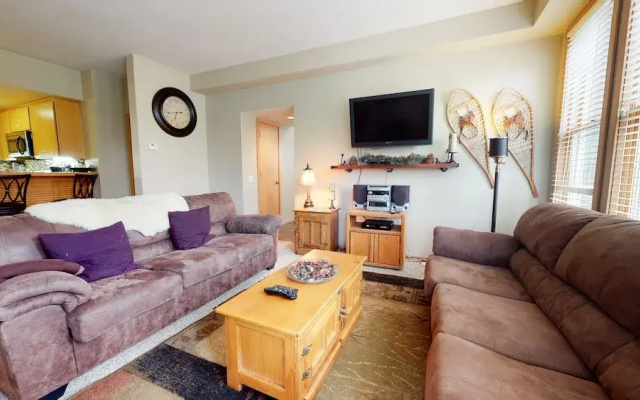 Snowcreek #859 2 Bedroom Condo