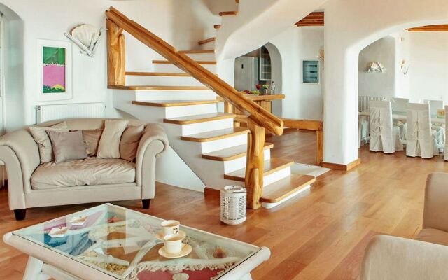 Zinas Villas