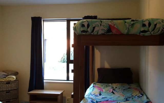 Snow Denn Lodge - Hostel