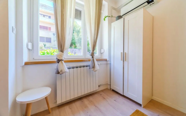 Stylish City Center Vibes Apartment