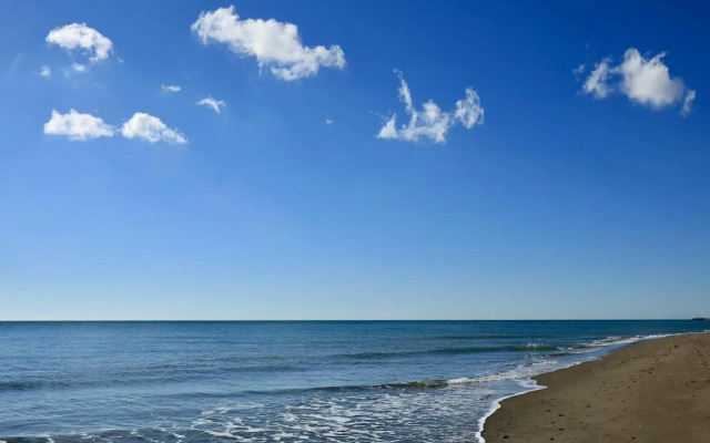 Magical Sea View Studios