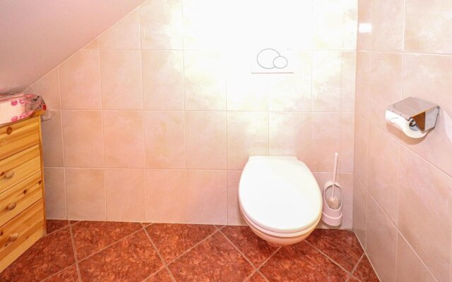 Awesome Apartment in Mauternhof With 2 Bedrooms and Sauna